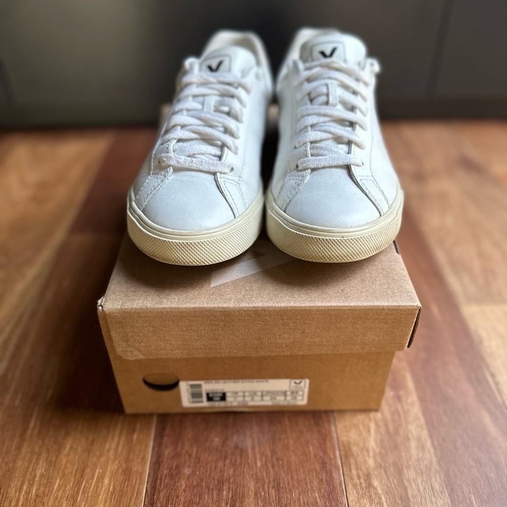 Women’s Veja Esplar White sneakers - 38 - Picture 4 of 16